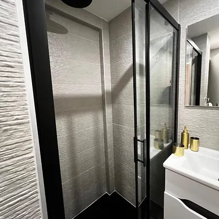 The Charming Two-bedroom Parilly Republic * Villeurbanne