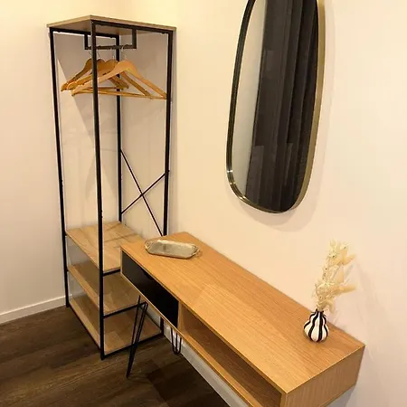 The Charming Two-bedroom Parilly Republic Villeurbanne